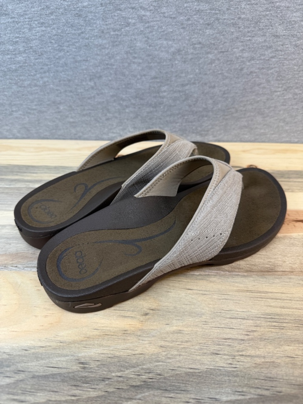 Abeo Leather Flip Flops Thong light Gray Sandals Womens Size 8 Great Condition! - Picture 6 of 15